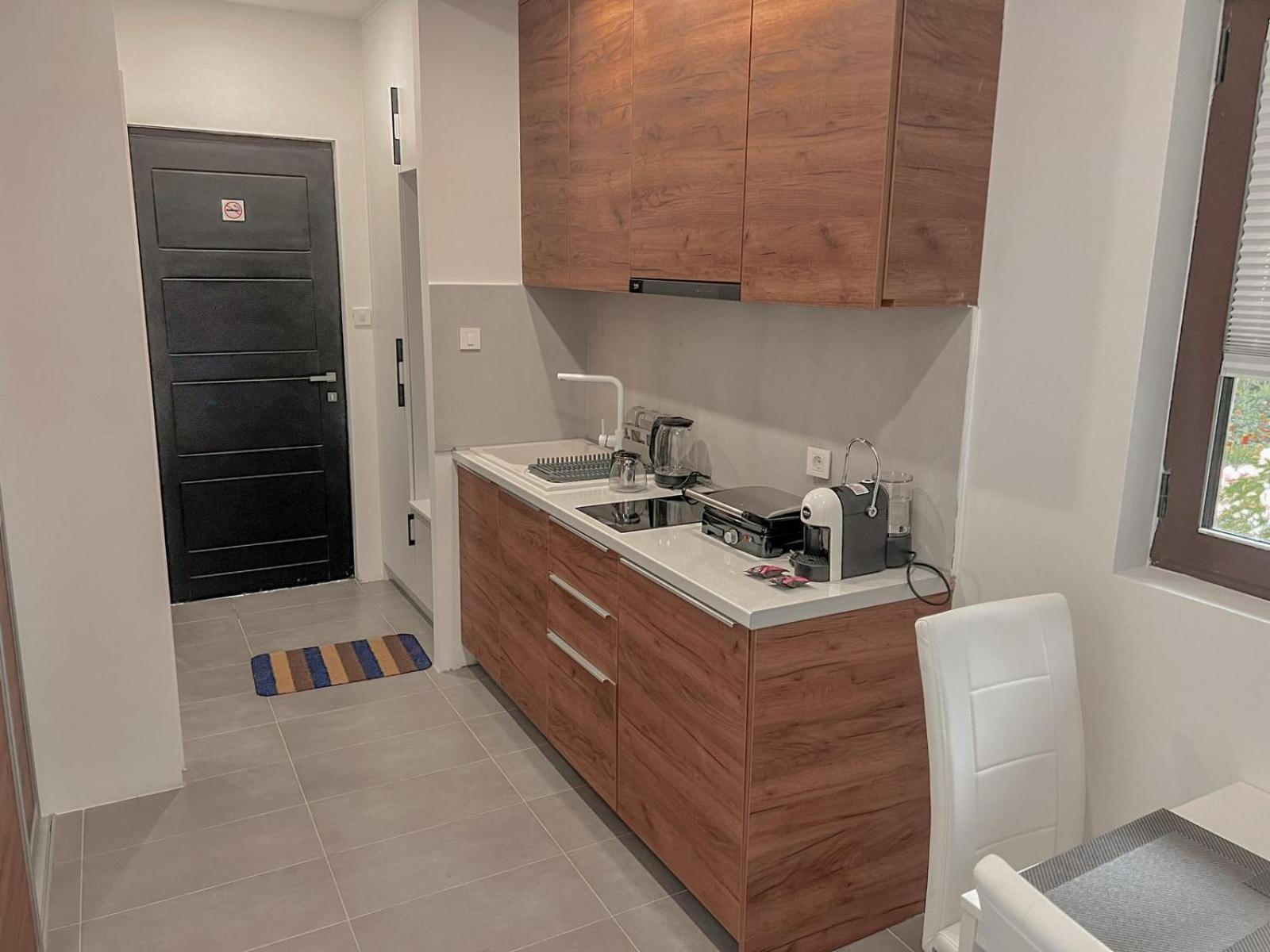 Absolute Adriatic Apartment Kotor Exterior photo